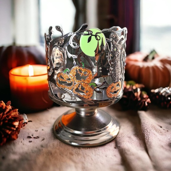 Halloween 3 Wick Candle Holder